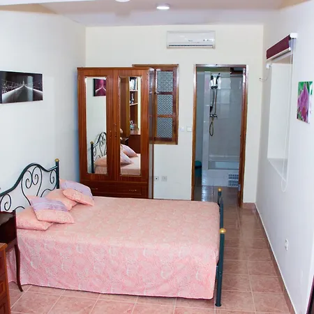 Residencial Chez Flor Appartement Porto Novo Buitenkant foto